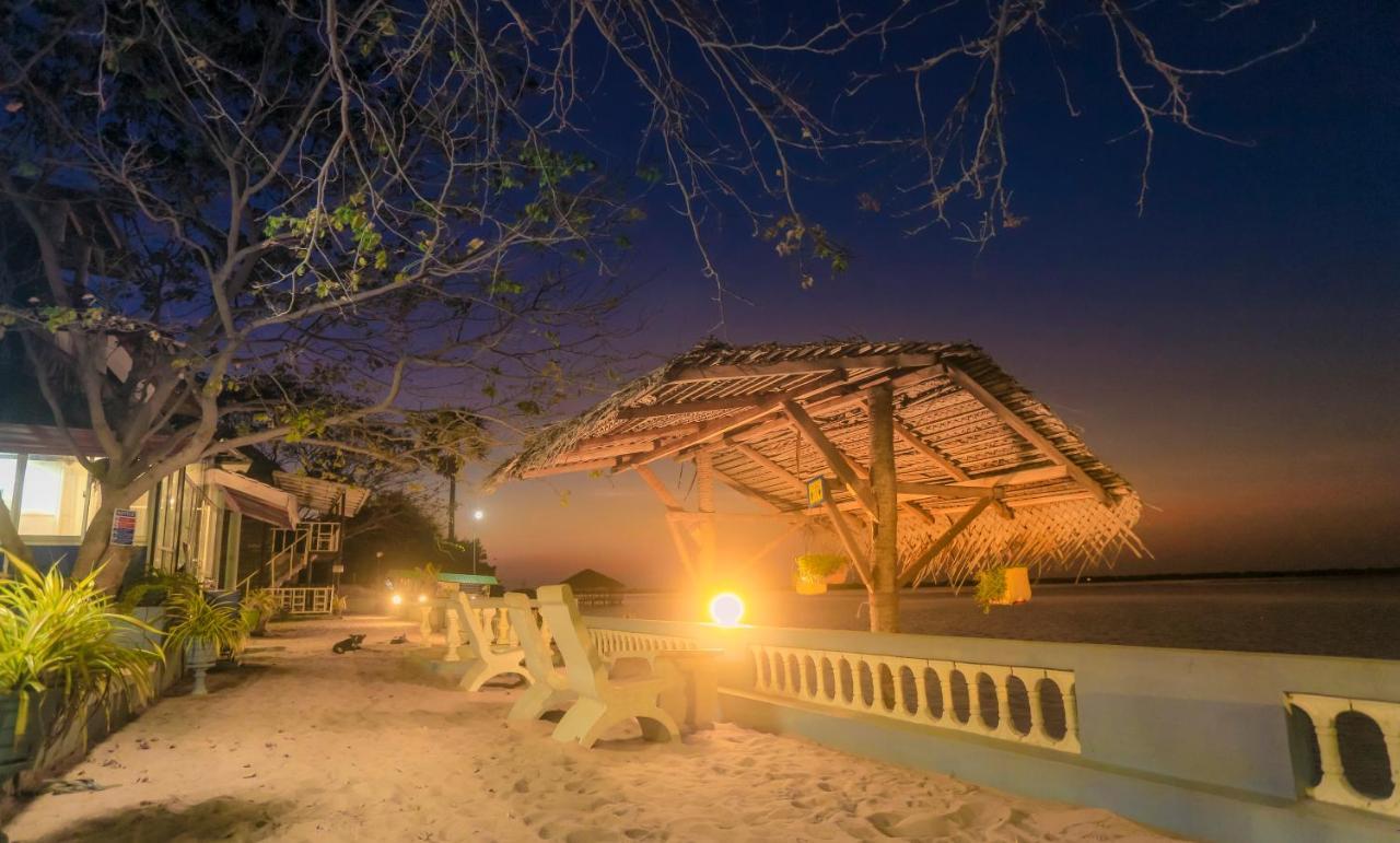Dinuda Resort Kalpitiya Eksteriør billede