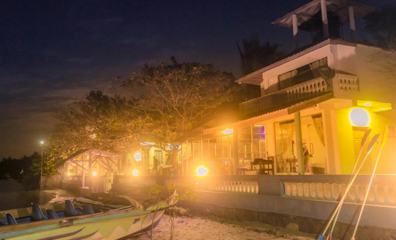 Dinuda Resort Kalpitiya Eksteriør billede