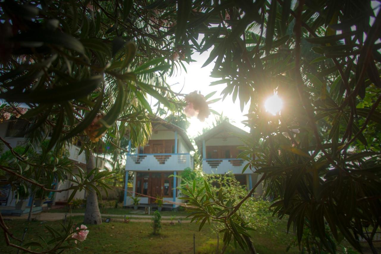 Dinuda Resort Kalpitiya Eksteriør billede