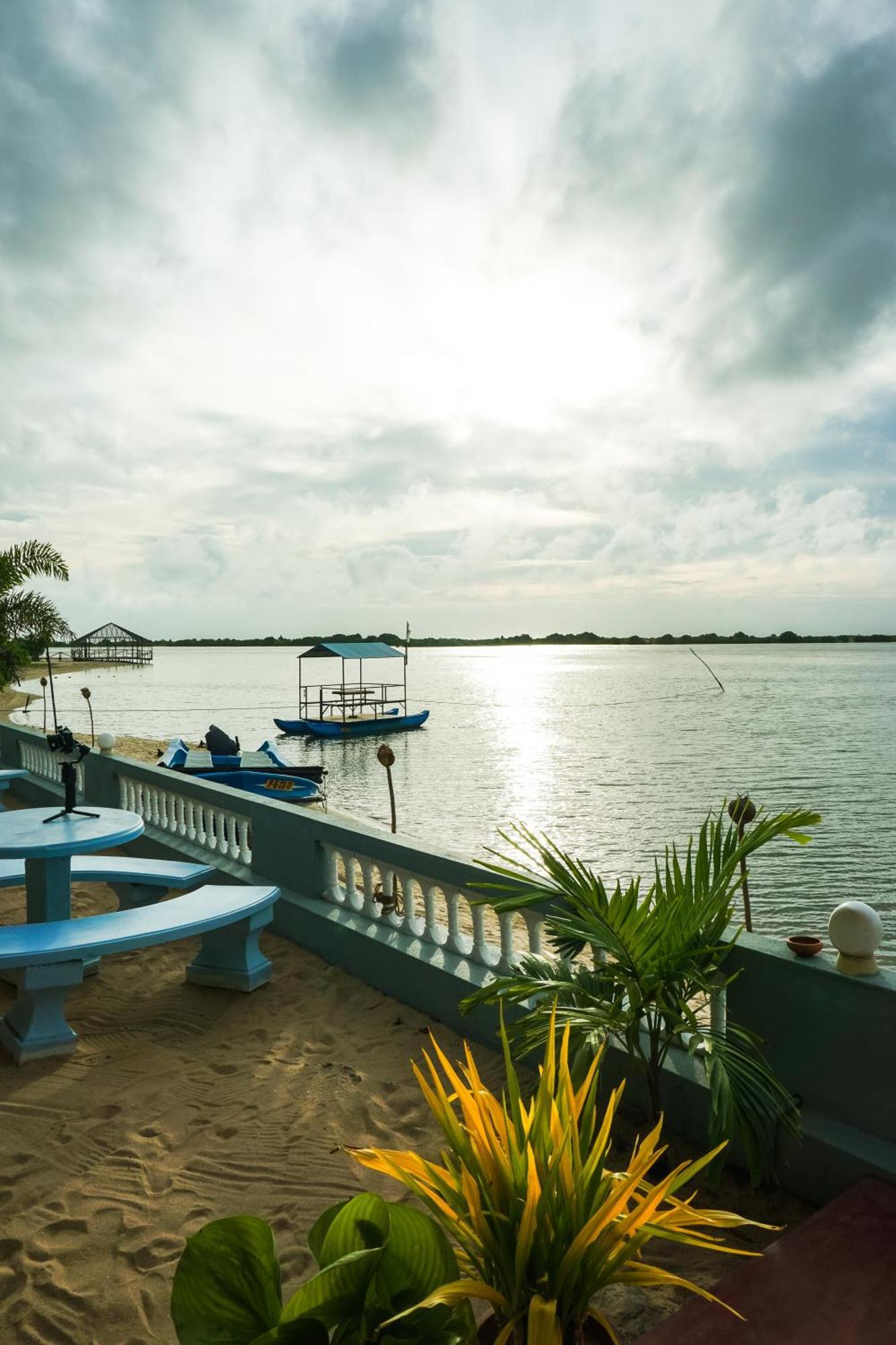 Dinuda Resort Kalpitiya Eksteriør billede